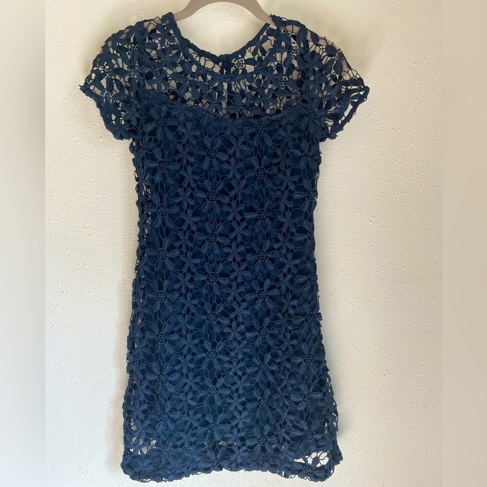 Hollister Navy Eyelet Lace Sheath Dress Short Sleeve Size 0